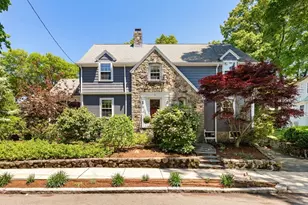 10 Hillsdale Rd, Arlington, MA 02476 - Photo 1