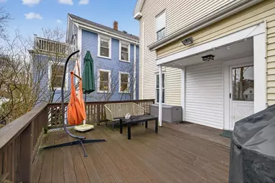 146 Poplar St, Boston, MA 02131 - Photo 22
