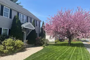 77 Cedar St, Wellesley, MA 02481 - Photo 2