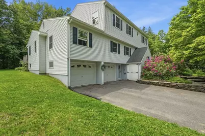 189 Pondview Dr, Amherst, MA 01002 - Photo 2
