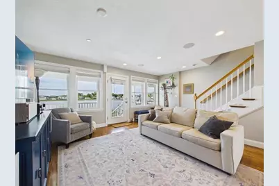 7 Bay St #3, Hull, MA 02045 - Photo 4