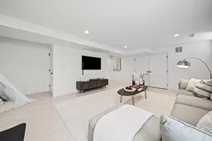 61 Gale St, Waltham, MA 02453 - Photo 34