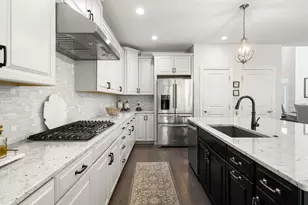 2 Hummingbird Wy, Methuen, MA 01844 - Photo 12