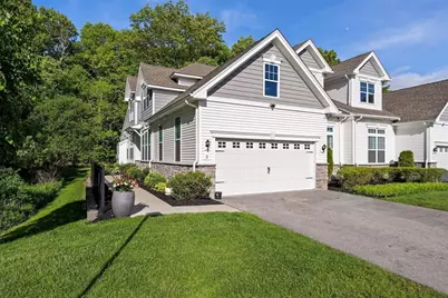 2 Hummingbird Way #1, Methuen, MA 01844 - Photo 2