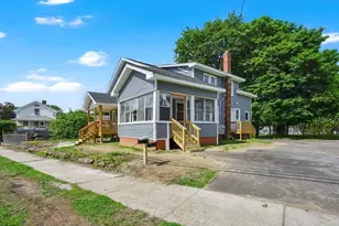 13 Canal St, South Hadley, MA 01075 - Photo 2