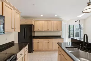70 Orchard Meadow Dr, Shrewsbury, MA 01545 - Photo 8