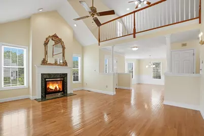 70 Orchard Meadow Dr #70, Shrewsbury, MA 01545 - Photo 4