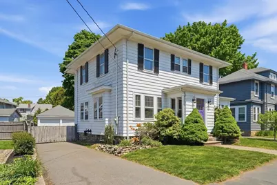 19 Humphrey St, Marblehead, MA 01945 - Photo 28