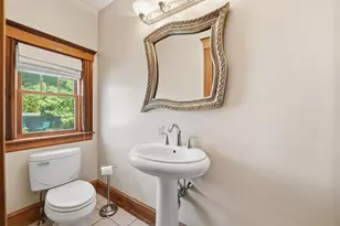 19 Humphrey St, Marblehead, MA 01945 - Photo 14
