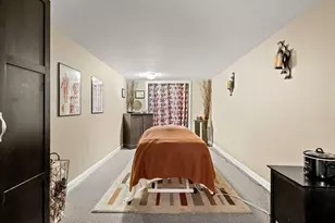 240 Hampstead St, Methuen, MA 01844 - Photo 32