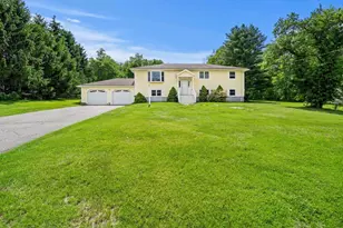 240 Hampstead St, Methuen, MA 01844 - Photo 2