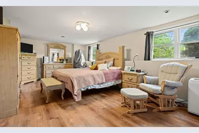 240 Hampstead St, Methuen, MA 01844 - Photo 30