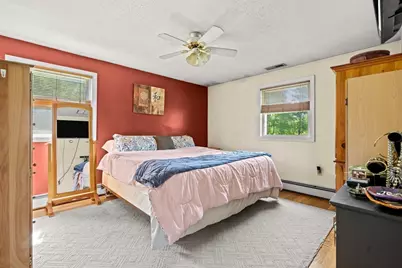 240 Hampstead St, Methuen, MA 01844 - Photo 22