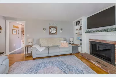 9 Stuart Ave, Plymouth, MA 02360 - Photo 16