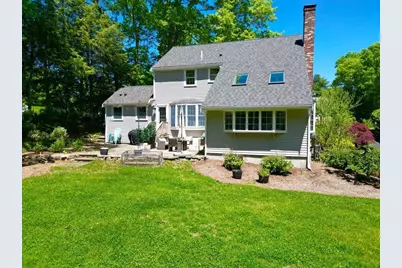 9 Stuart Ave, Plymouth, MA 02360 - Photo 4