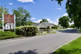 264 Nassau Dr, Springfield, MA 01129 - Photo 26