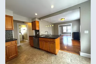 56 Dix St #56, Waltham, MA 02453 - Photo 4