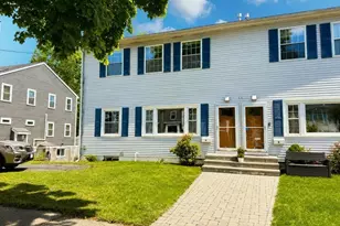 11 Hargrave Cir, Newton, MA 02461 - Photo 2