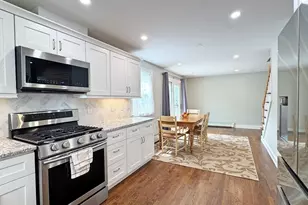 11 Hargrave Cir, Newton, MA 02461 - Photo 6