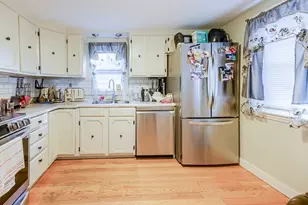 5 Oliver St, Randolph, MA 02368 - Photo 12