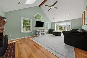 6 Burlwood Ln, Woburn, MA 01801 - Photo 8