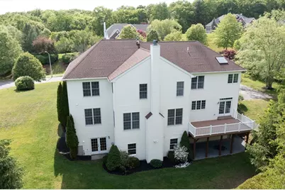 10 Valley View Dr, Grafton, MA 01536 - Photo 4