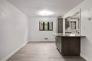 264 Lexington, Watertown, MA 02472 - Photo 4