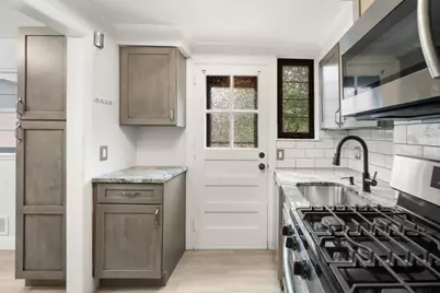 264 Lexington #264, Watertown, MA 02472 - Photo 8