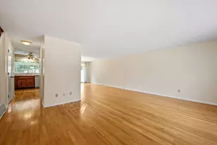 399 Pond St, Braintree, MA 02184 - Photo 10