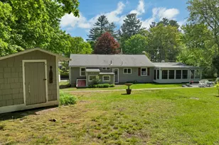 394 Pearl St, Reading, MA 01867 - Photo 6