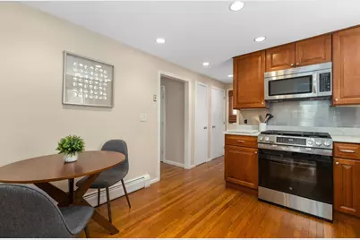 77 Forest St, Arlington, MA 02474 - Photo 8