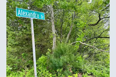 12 Alexandra Dr, Freetown, MA 02702 - Photo 4