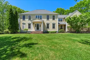 160 Quail Run, Marshfield, MA 02050 - Photo 2