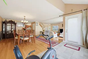 81 Arrowhead Cir, Ashland, MA 01721 - Photo 8