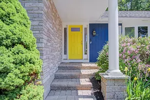 10 Fleetwood Dr, Norfolk, MA 02056 - Photo 2