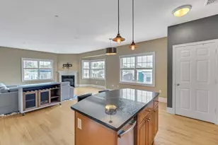 29 Vinton St, Boston, MA 02127 - Photo 2