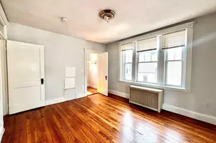 76 Babcock St, Brookline, MA 02644 - Photo 12