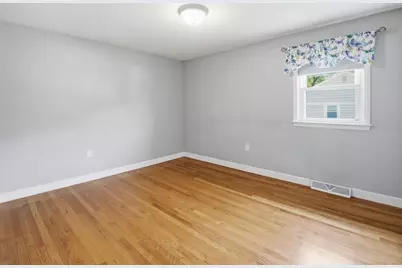 35 Southern Ave, Weymouth, MA 02188 - Photo 22