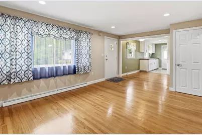 35 Southern Ave, Weymouth, MA 02188 - Photo 8