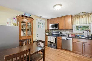50 Lakeshore Dr, Marlborough, MA 01752 - Photo 4