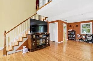 50 Lakeshore Dr, Marlborough, MA 01752 - Photo 12