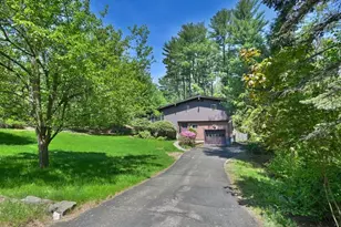 50 Notre Dame Rd, Bedford, MA 01730 - Photo 2