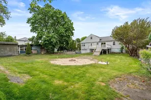 32 Oak St, Stoneham, MA 02180 - Photo 22
