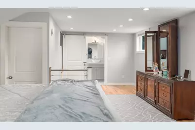 32 Oak St, Stoneham, MA 02180 - Photo 12