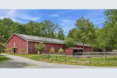 42 Washington St, Sherborn, MA 01770 - Photo 4