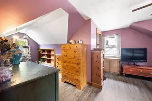 118 Edgewood Ave, Chicopee, MA 01013 - Photo 18