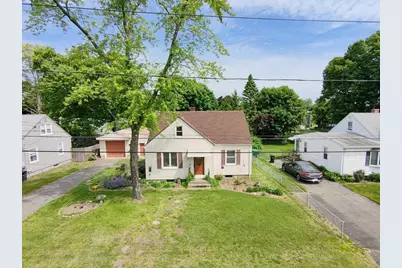 118 Edgewood Ave, Chicopee, MA 01013 - Photo 2