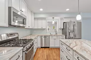 39 Kensington Way, Tewksbury, MA 01876 - Photo 10