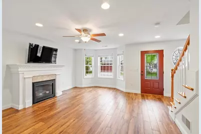 39 Kensington Way #39, Tewksbury, MA 01876 - Photo 6
