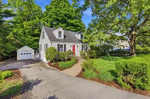 213 Hunnewell St, Needham, MA 02494 - Photo 2